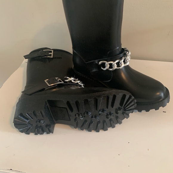 dav Rain Boots - Picture 2 of 3